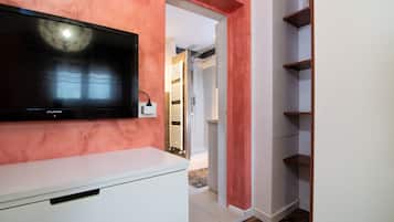 Double or Twin Room, Ensuite | Free WiFi, bed sheets