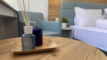 Blackout curtains, soundproofing, cots/infant beds, free WiFi