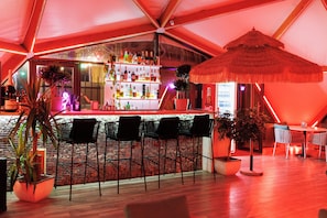 Bar (di properti)