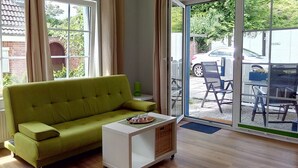 Studio, Terrace | Living area | TV - Hotel Seebrise Grömitz (Groemitz)