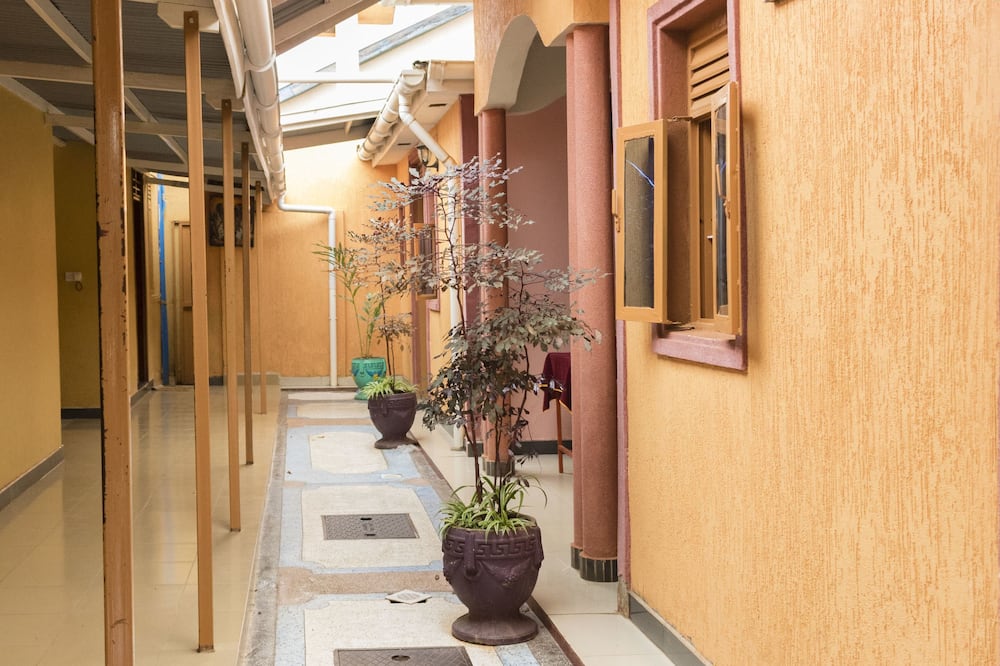 Kaanos Hope Complex Inn
