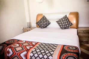 Decoración individual, mobiliario individual, escritorio