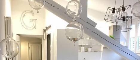 Loft, 1 Schlafzimmer | Wohnbereich | Flachbildfernseher