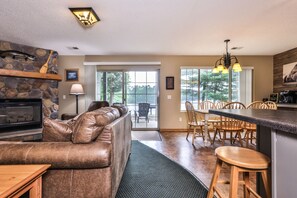 TV, fireplace, DVD player