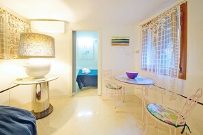 Appartement, 1 slaapkamer, uitzicht op tuin | 1 slaapkamer, gratis wifi, beddengoed