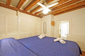 Apartamento, 2 habitaciones | Wifi gratis y ropa de cama