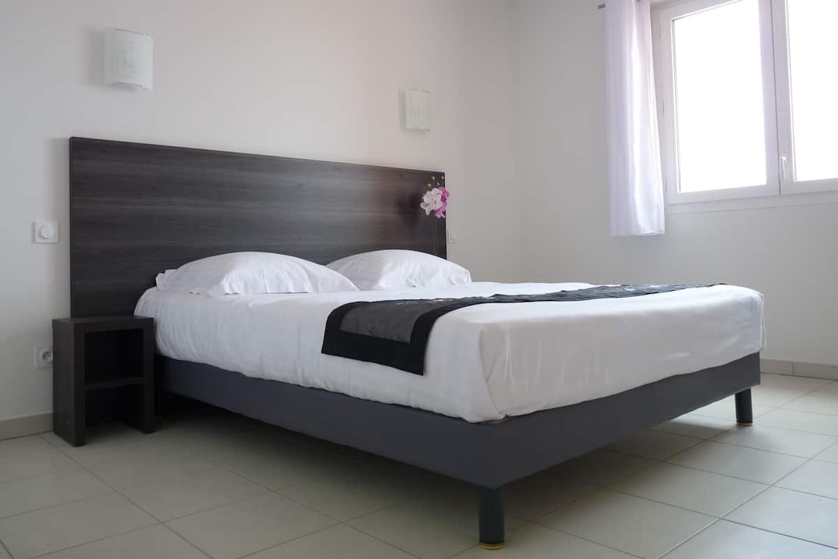 1 camera, biancheria da letto di alta qualità, postazione laptop