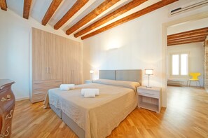 Apartment, 1 Schlafzimmer | Bügeleisen/Bügelbrett, kostenloses WLAN, Bettwäsche