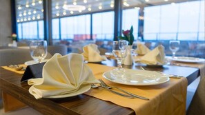 Desayuno buffet incluido todos los días