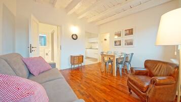 Apartment, 1 Schlafzimmer | Wohnbereich