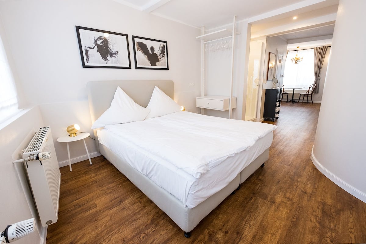 Apartment Claire | Wi-Fi gratis dan didekorasi berbeda-beda