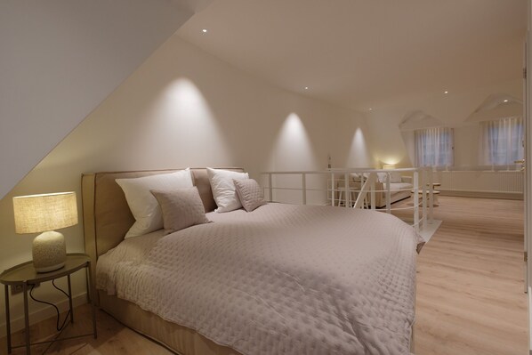 Apartment Julie | Individually decorated, individually furnished, free WiFi, bed sheets - Boutique Charme Apartments 10 (Baden-Baden)