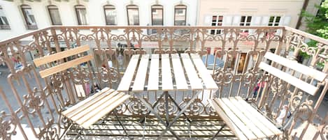 Apartment No_2 | Balcon