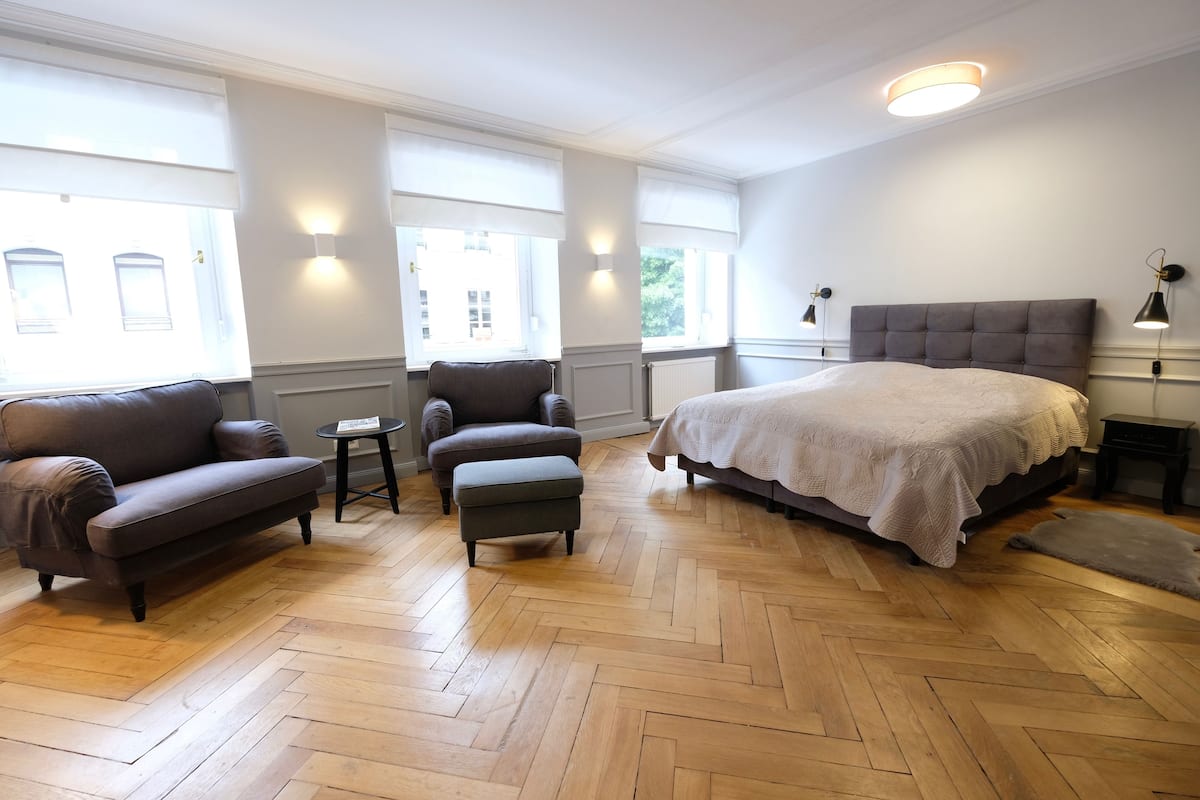 Apartment No_1 | 1 slaapkamer, een strijkplank/strijkijzer, gratis wifi, beddengoed