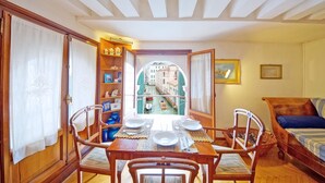 Unclassified image, 2 of 18, button - DolceVita Apartments N. 414 (Venice)