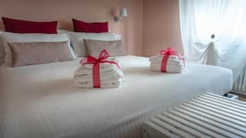 Kamar Double, pemandangan kebun | Brankas, meja kerja, tempat tidur bayi gratis, dan Wi-Fi gratis