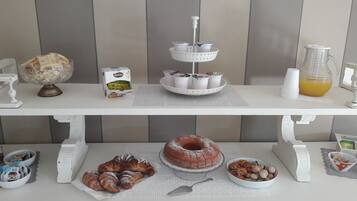 Sudah termasuk sarapan prasmanan setiap hari