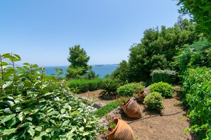 Mặt tiền nơi lưu trú