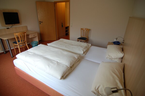 Basic Double Room