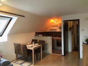 Fridge, microwave, oven, stovetop - Apartment Azalea (Winterberg)