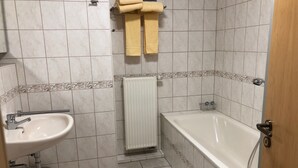 Bathroom - Apartment Eliza (Winterberg)