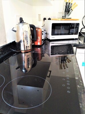 Shared kitchen - The nest (Nottingham)