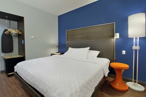 Room, 1 King Bed | Desk, blackout drapes, iron/ironing board, free cribs/infant beds