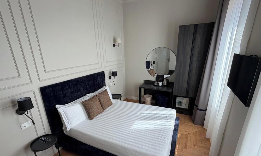 Comfort-Zimmer | Minibar, Zimmersafe, Verdunkelungsvorhänge, Bügeleisen/Bügelbrett