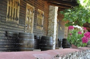Exterior detail - Tenuta Tannoja (Andria)