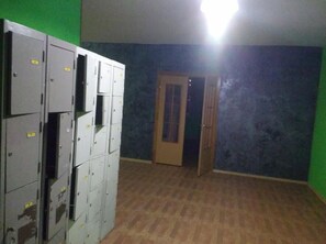 Lockers - Yourhostel Saperka (Kyiv)