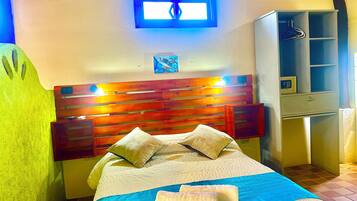 Media Luna Suite | In-room safe, individually decorated, individually furnished, free WiFi