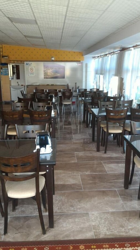 Desayuno buffet incluido todos los días