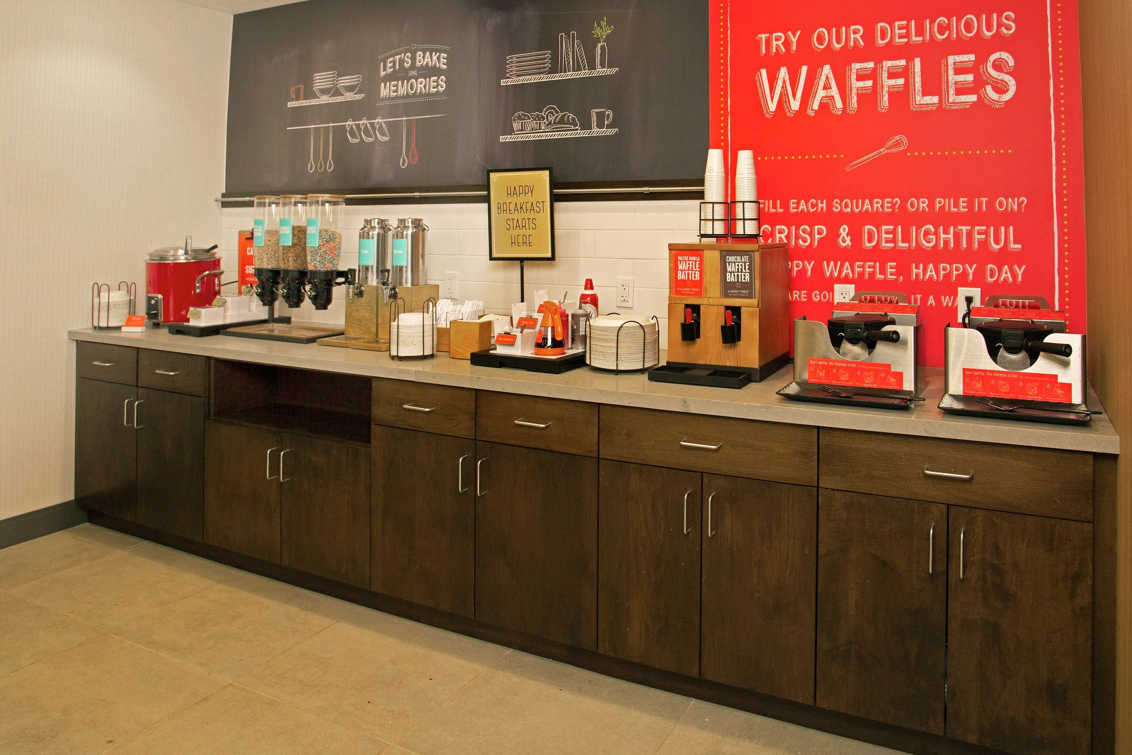 free daily breakfast