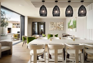 Breakfast and dinner served  - The Knoll Hotel Napa Valley, Tapestry Collection by Hilton (Napa)