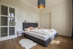 Exclusive Apartment | 2 bedrooms, individually decorated, individually furnished, desk - Wenceslas Square ApartMeet (Prague)