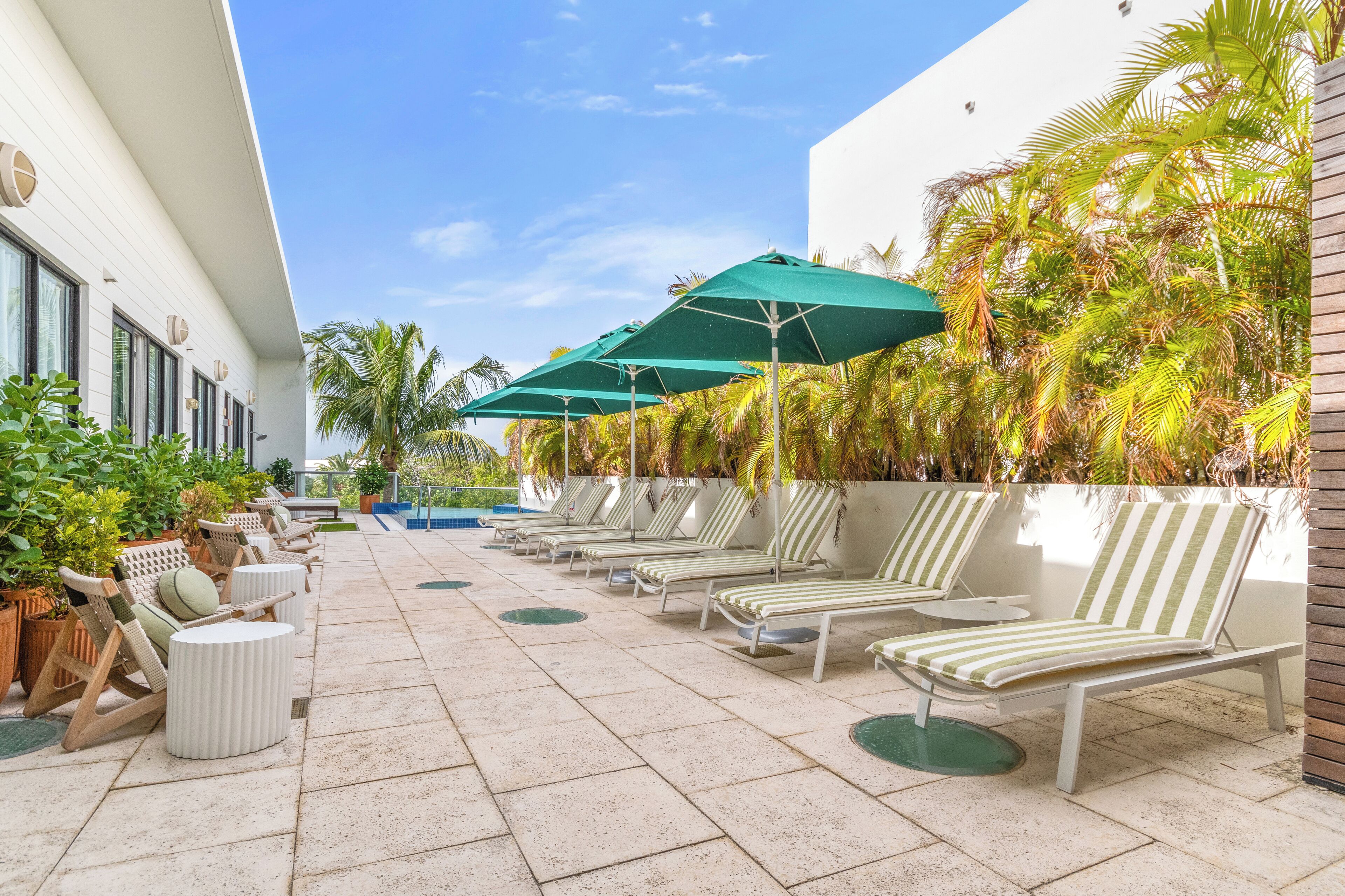 outdoor pool, pool loungers