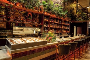 Restaurant - The Daydrift (Miami Beach)
