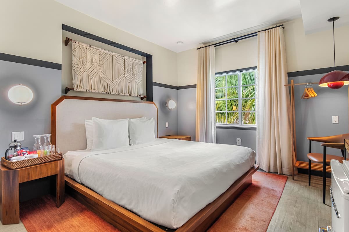 King Room - Disability Access | 1 bedroom, premium bedding, in-room safe, iron/ironing board