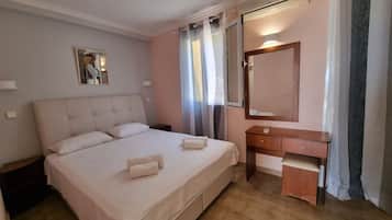2 bedrooms, cots/infant beds, free WiFi, bed sheets