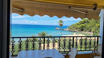 Appartamento | Vista balcone
