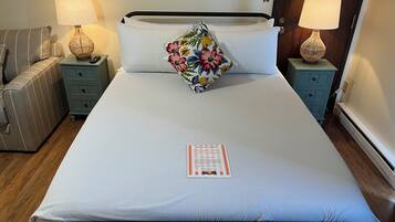 Patio Room | Individuell dekoriert, individuell eingerichtet, Bügeleisen/Bügelbrett