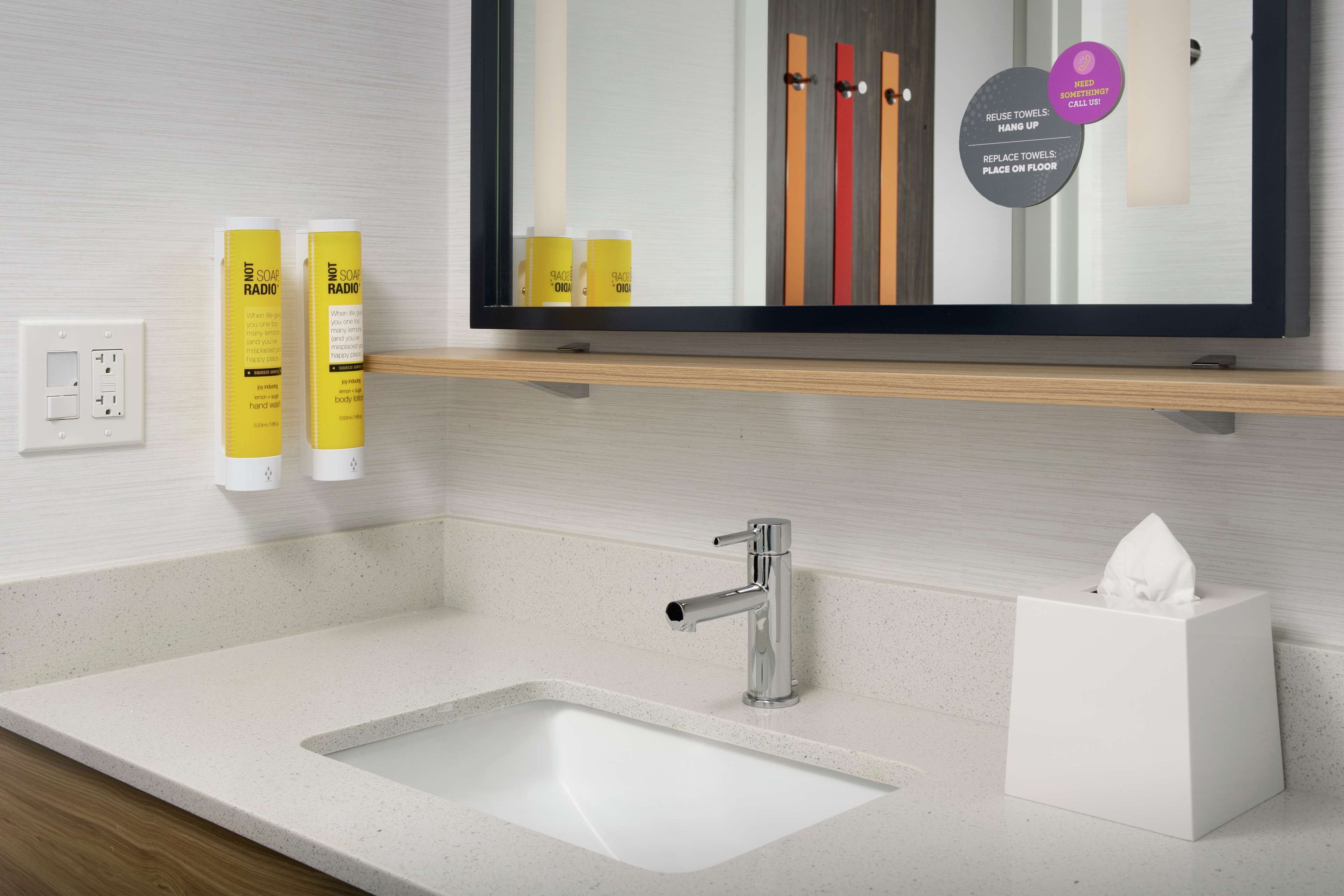 combined shower/bathtub, free toiletries, hair dryer, towels