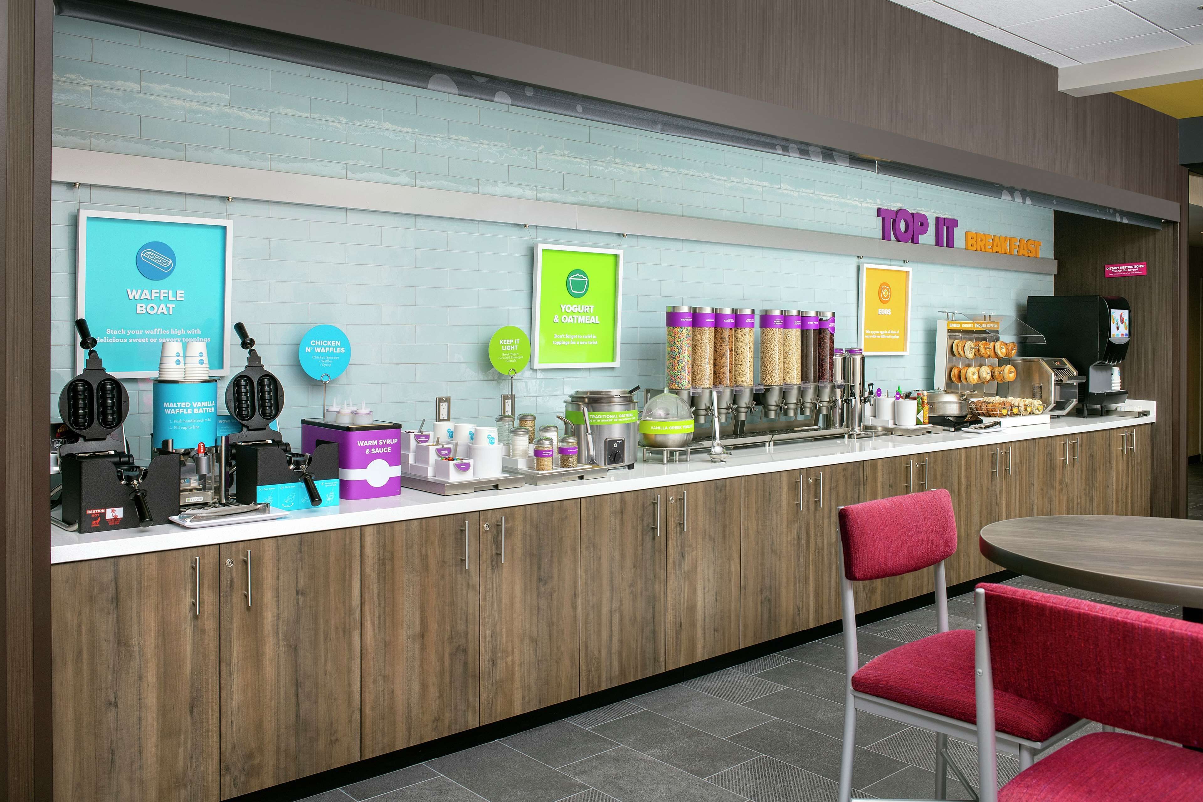 free daily full breakfast