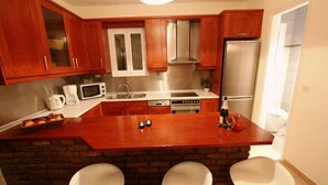 Apartemen, 2 kamar tidur | Dapur pribadi