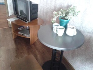 Gambar tidak terklasifikasi, 2 dari 29, tombol