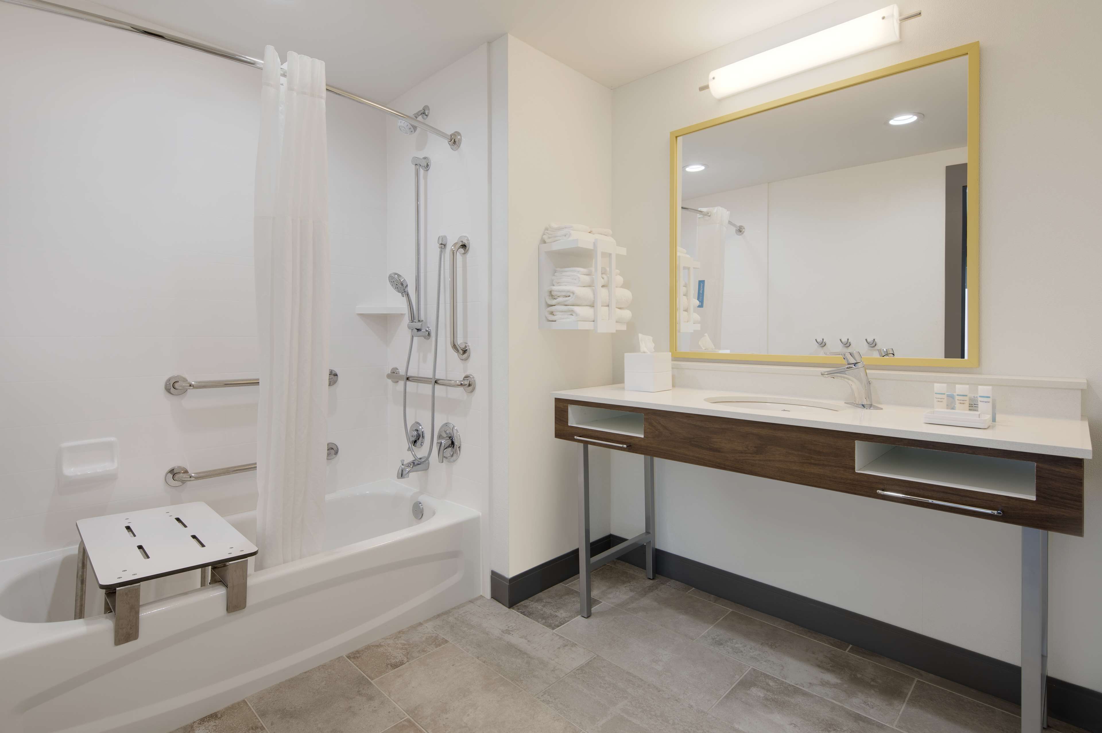 room, 2 queen beds, accessible, bathtub | bathroom | combined shower/bathtub, free toiletries, hair dryer