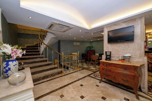 Reception - Kunlun Kensington Hotel (Istanbul)