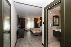 Standard-Einzelzimmer | Hochwertige Bettwaren, Minibar, Zimmersafe