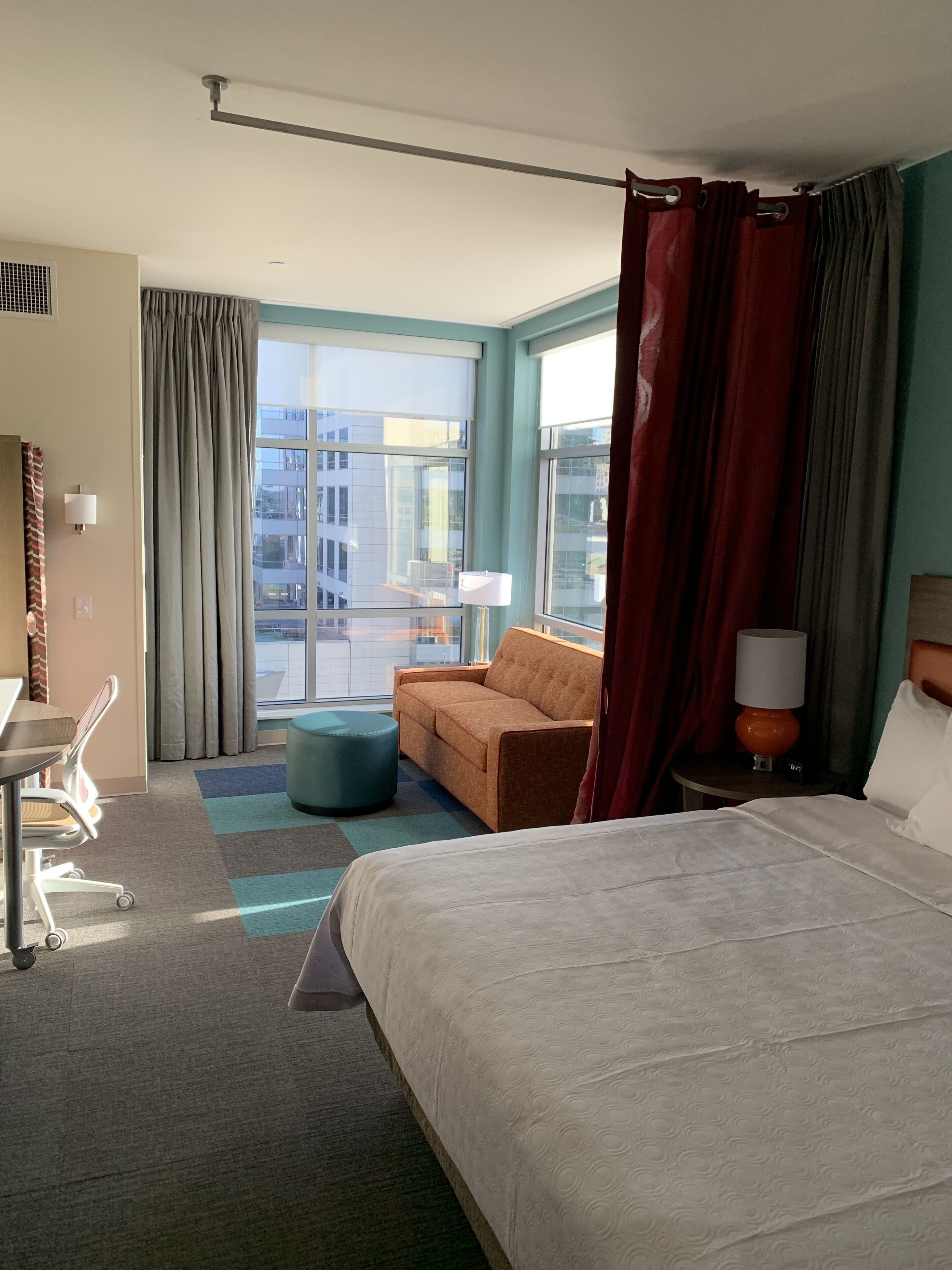 in-room safe, desk, laptop workspace, blackout curtains