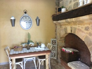 Apartment, Terrasse (Manolis) | Eigene Küche